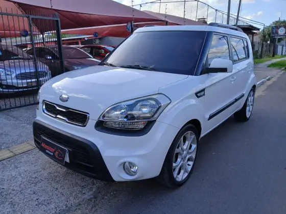 KIA SOUL 1.6 EX 16V FLEX 4P AUTOMÁTICO