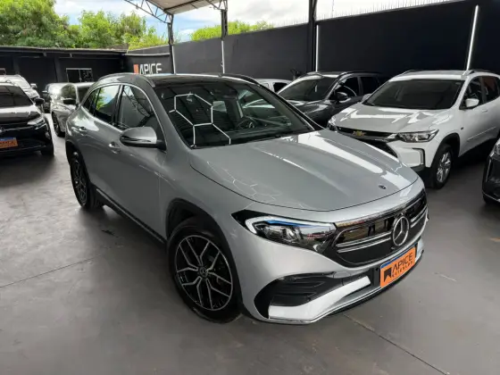 MERCEDES-BENZ EQA 250 66,5 KW ELÉTRICO