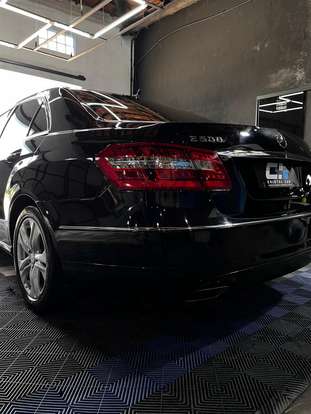 MERCEDES-BENZ-E 500-5.5 AVANTGARDE EXECUTIVE V8 GASOLINA 4P AUTOMÁTICO MERCEDES-BENZ-E 500-2009