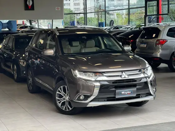MITSUBISHI OUTLANDER 3.0 GT 4X4 V6 24V GASOLINA 4P AUTOMÁTICO