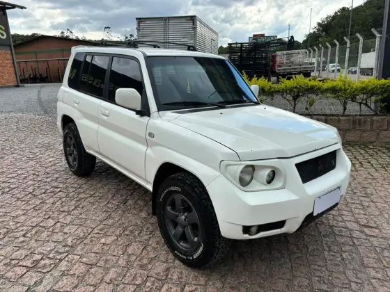 MITSUBISHI PAJERO 2.5 HD 4X4 8V TURBO INTERCOOLER DIESEL 4P MANUAL