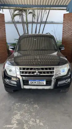 MITSUBISHI-PAJERO-2018