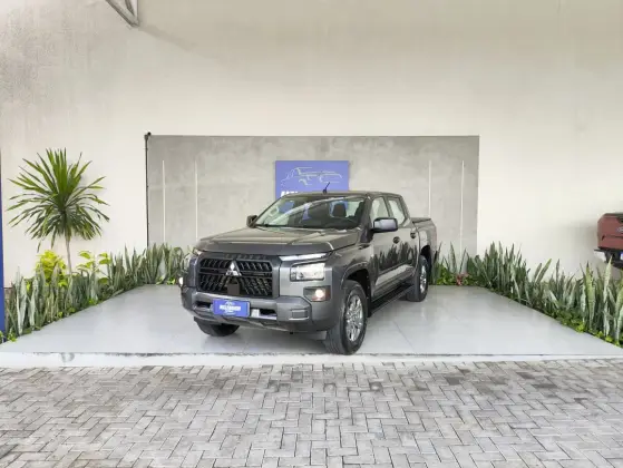 MITSUBISHI TRITON 2.4 BITURBO DIESEL CD GLS 4X4 AUTOMÁTICO
