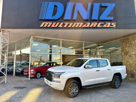 MITSUBISHI TRITON 2.4 BITURBO DIESEL CD HPE-S 4X4 AUTOMÁTICO