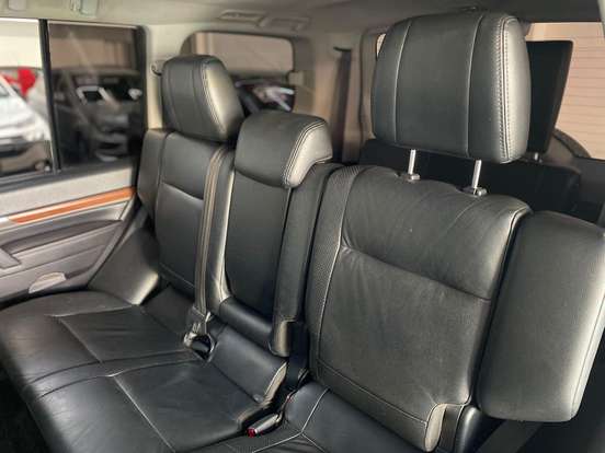 MITSUBISHI-PAJERO FULL-2014
