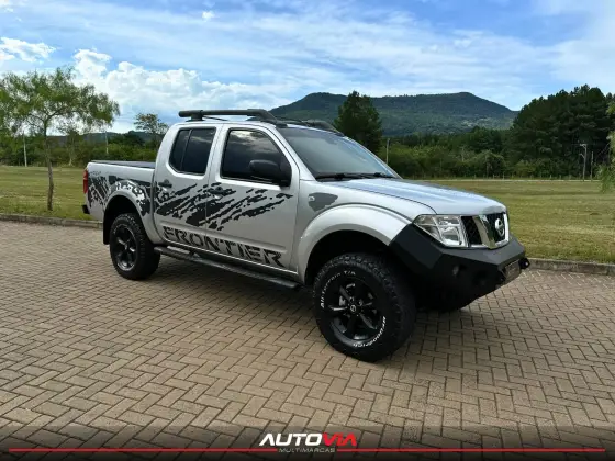 NISSAN FRONTIER 2.5 LE 4X4 CD TURBO INTERCOOLER DIESEL 4P AUTOMÁTICO