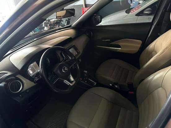NISSAN-KICKS-2019