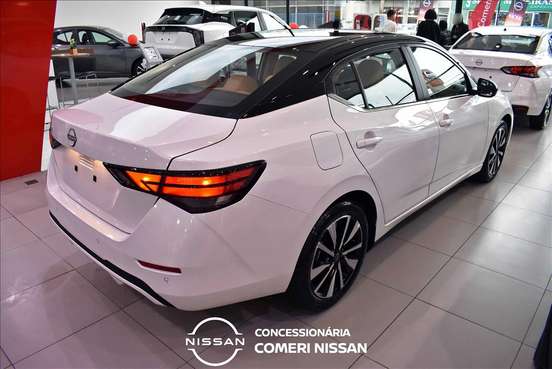 NISSAN-SENTRA-2025