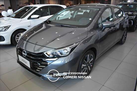 NISSAN-VERSA-2025