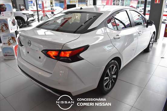 NISSAN-VERSA-2025
