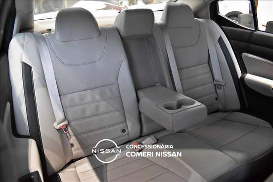 NISSAN-VERSA-2025