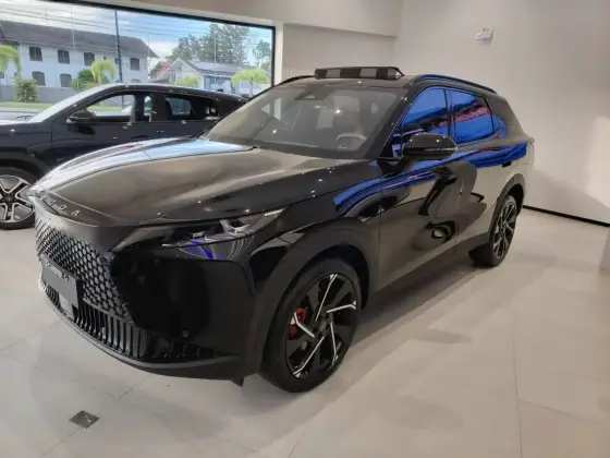 OMODA 7 1.5 TGDI PHEV PRESTIGE DHT