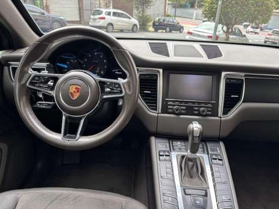 PORSCHE-MACAN-2.0 16V GASOLINA 4P AUTOMÁTICO PORSCHE-MACAN-2015