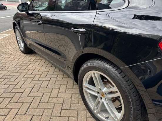 PORSCHE-MACAN-2015