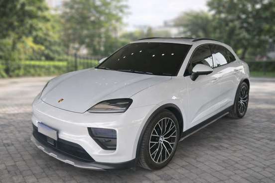 PORSCHE-MACAN-2024