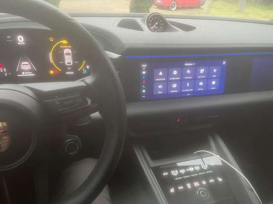 PORSCHE-MACAN-2024