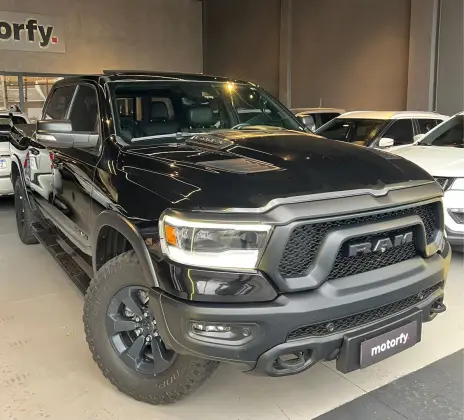RAM 1500 5.7 V8 GASOLINA REBEL CD 4X4 AUTOMÁTICO