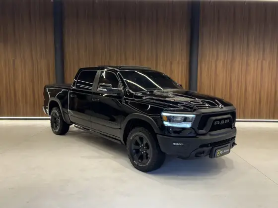 RAM 1500 5.7 V8 GASOLINA REBEL CD 4X4 AUTOMÁTICO
