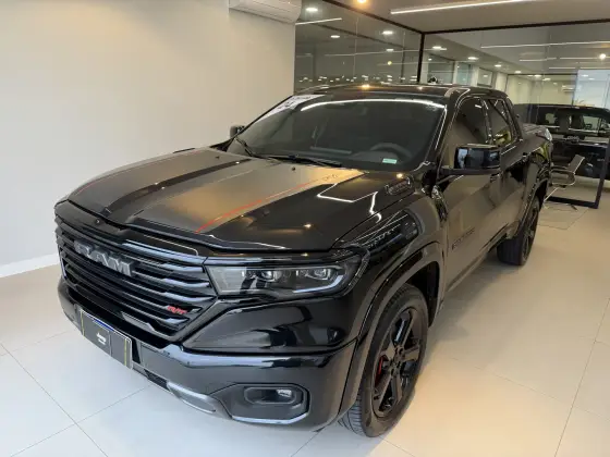 RAM RAMPAGE 2.0 HURRICANE 4 TURBO GASOLINA R/T 4X4 AUTOMÁTICO