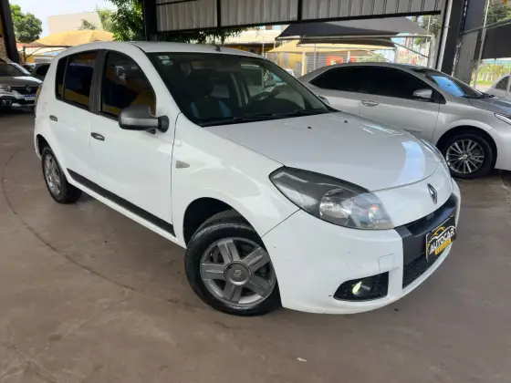 RENAULT SANDERO 1.0 TECH RUN 16V FLEX 4P MANUAL