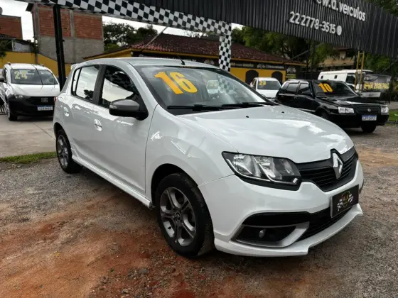 RENAULT SANDERO 1.6 GT LINE LIMITED FLEX 4P MANUAL