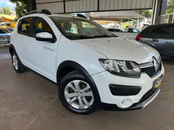 RENAULT SANDERO 1.6 STEPWAY 8V FLEX 4P MANUAL
