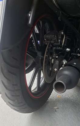 ROYAL ENFIELD-CLASSIC 350-2024