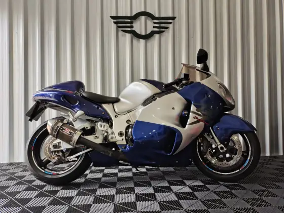 SUZUKI GSX 1300R HAYABUSA 