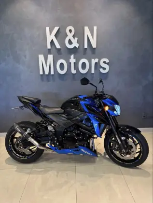 SUZUKI GSX-S750A 