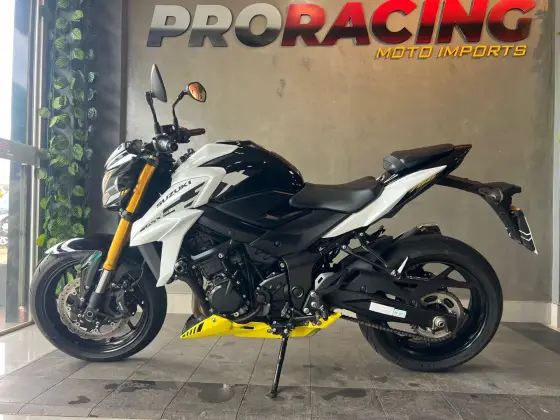 SUZUKI GSX-S750A 