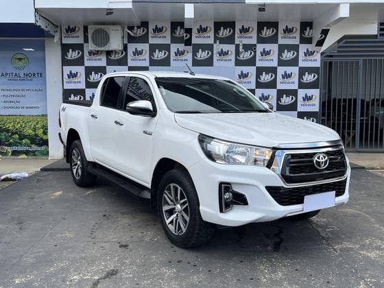 TOYOTA HILUX 2.8 SRV 4X4 CD 16V DIESEL 4P AUTOMÁTICO