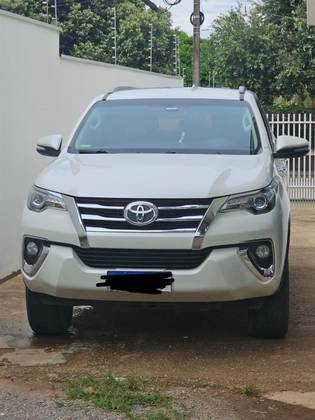 TOYOTA HILUX SW4 2.8 SRX 4X4 16V TURBO INTERCOOLER DIESEL 4P AUTOMÁTICO