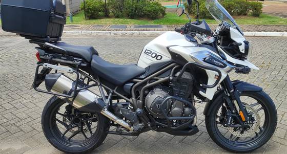 TRIUMPH TIGER 1200 XR 