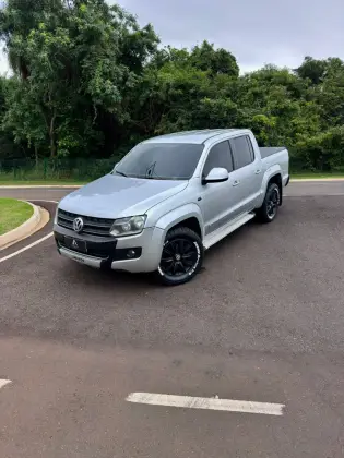 VOLKSWAGEN AMAROK 2.0 HIGHLINE 4X4 CD 16V TURBO INTERCOOLER DIESEL 4P AUTOMÁTICO