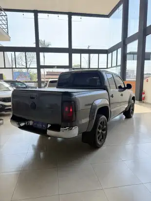 VOLKSWAGEN-AMAROK-2017