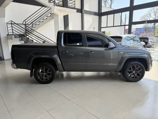 VOLKSWAGEN-AMAROK-2.0 HIGHLINE EXTREME 4X4 CD 16V TURBO INTERCOOLER DIESEL 4P AUTOMÁTICO VOLKSWAGEN-AMAROK-2017