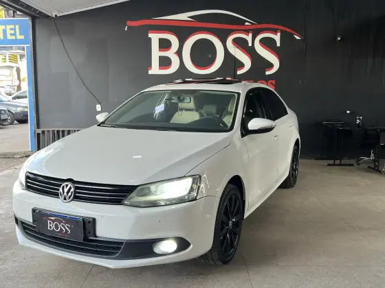 VOLKSWAGEN JETTA 2.0 COMFORTLINE FLEX 4P TIPTRONIC