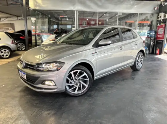 VOLKSWAGEN POLO 1.0 200 TSI HIGHLINE AUTOMÁTICO