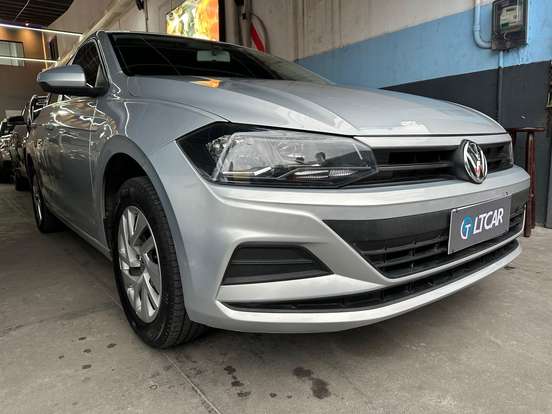 VOLKSWAGEN-POLO-2019