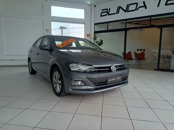 VOLKSWAGEN VIRTUS 1.0 200 TSI HIGHLINE AUTOMÁTICO