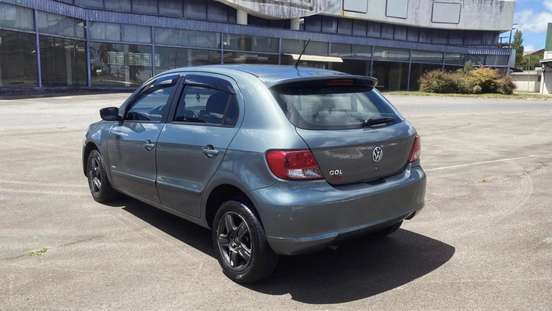 VOLKSWAGEN-GOL-2011