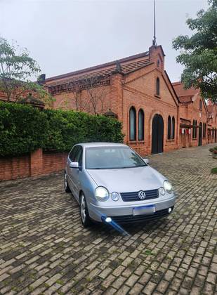 VOLKSWAGEN POLO 1.6 MI COMFORTLINE 8V GASOLINA 4P MANUAL
