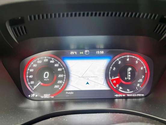 VOLVO-XC60-2.0 T5 GASOLINA MOMENTUM AWD GEARTRONIC VOLVO-XC60-2019