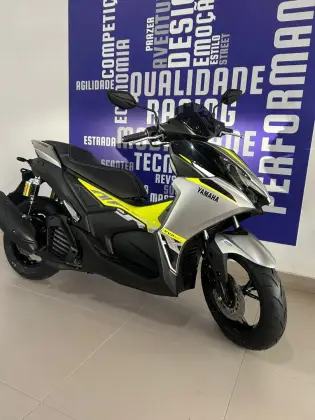YAMAHA AEROX 160 ABS 