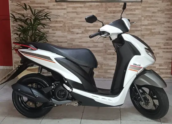 YAMAHA FLUO 125 ABS 