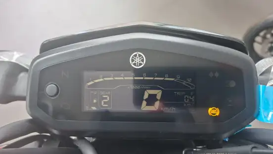 YAMAHA-FZ15 FAZER CONNECTED ABS-2025