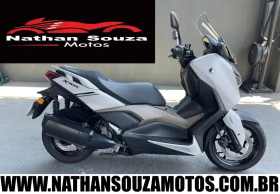 YAMAHA XMAX 250 CONNECTED ABS 