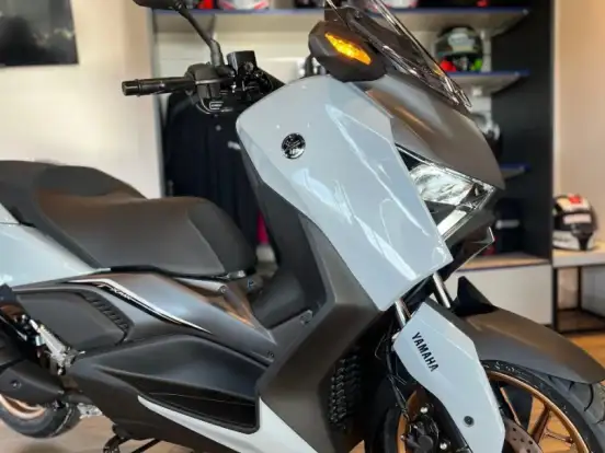 YAMAHA-XMAX 300 CONNECTED ABS YAMAHA-XMAX 300 CONNECTED ABS-2026