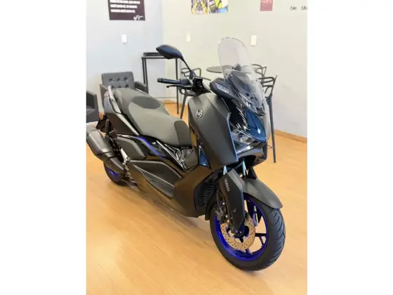 YAMAHA XMAX 300 CONNECTED ABS YAMAHA XMAX 300 CONNECTED ABS