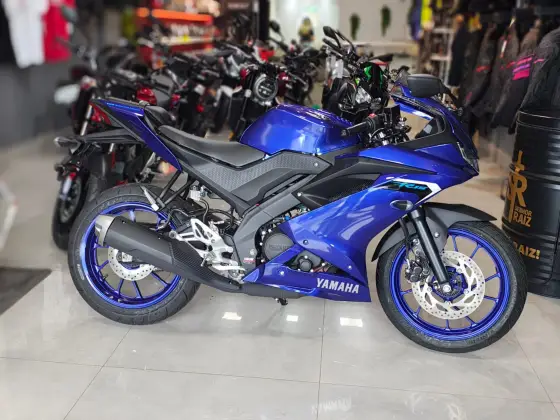YAMAHA YZF R15 